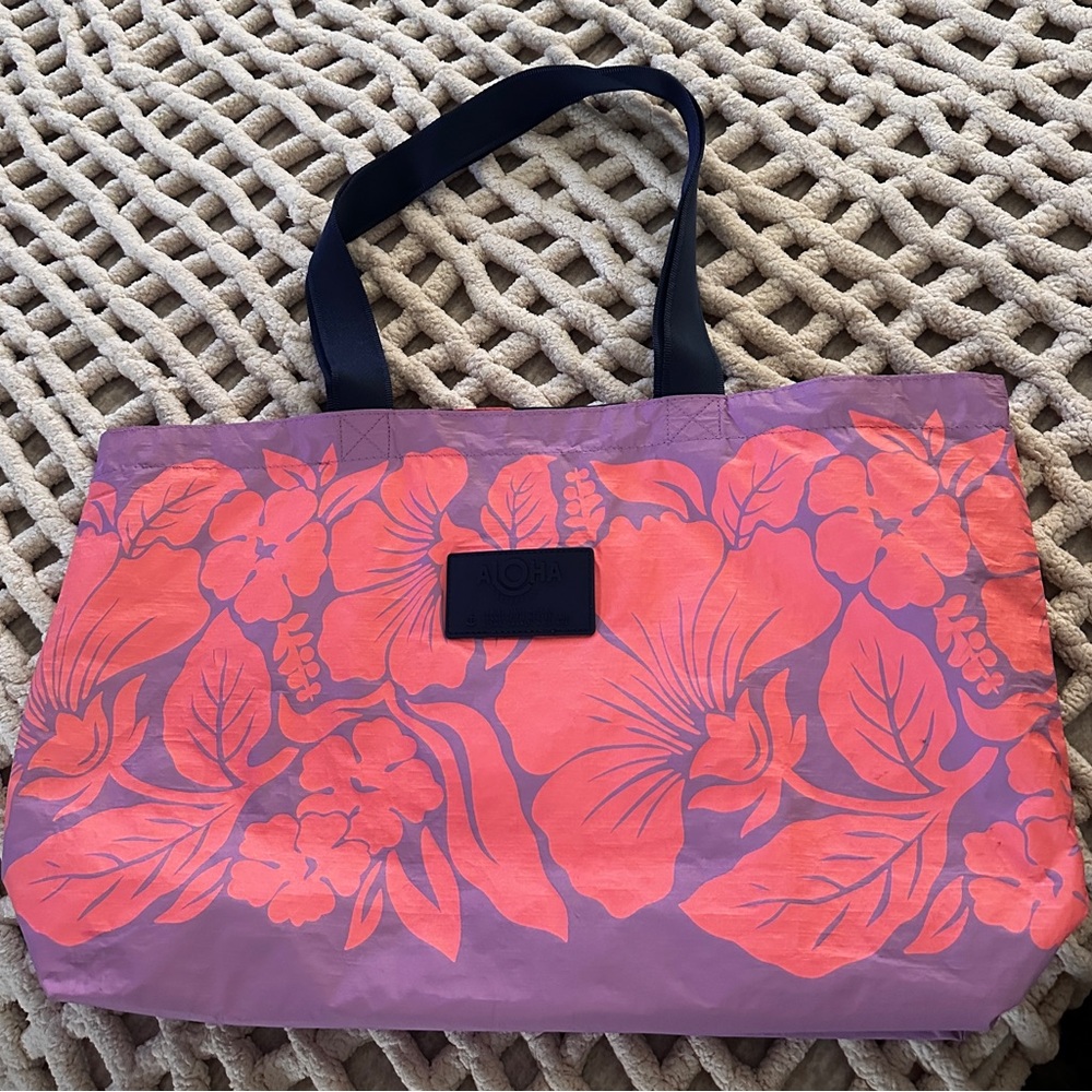 ALOHA Collection Tahiti Limited Edition Holo Holo Tote